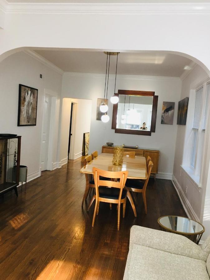 Logan Square Modern Apartment Chicago Bagian luar foto